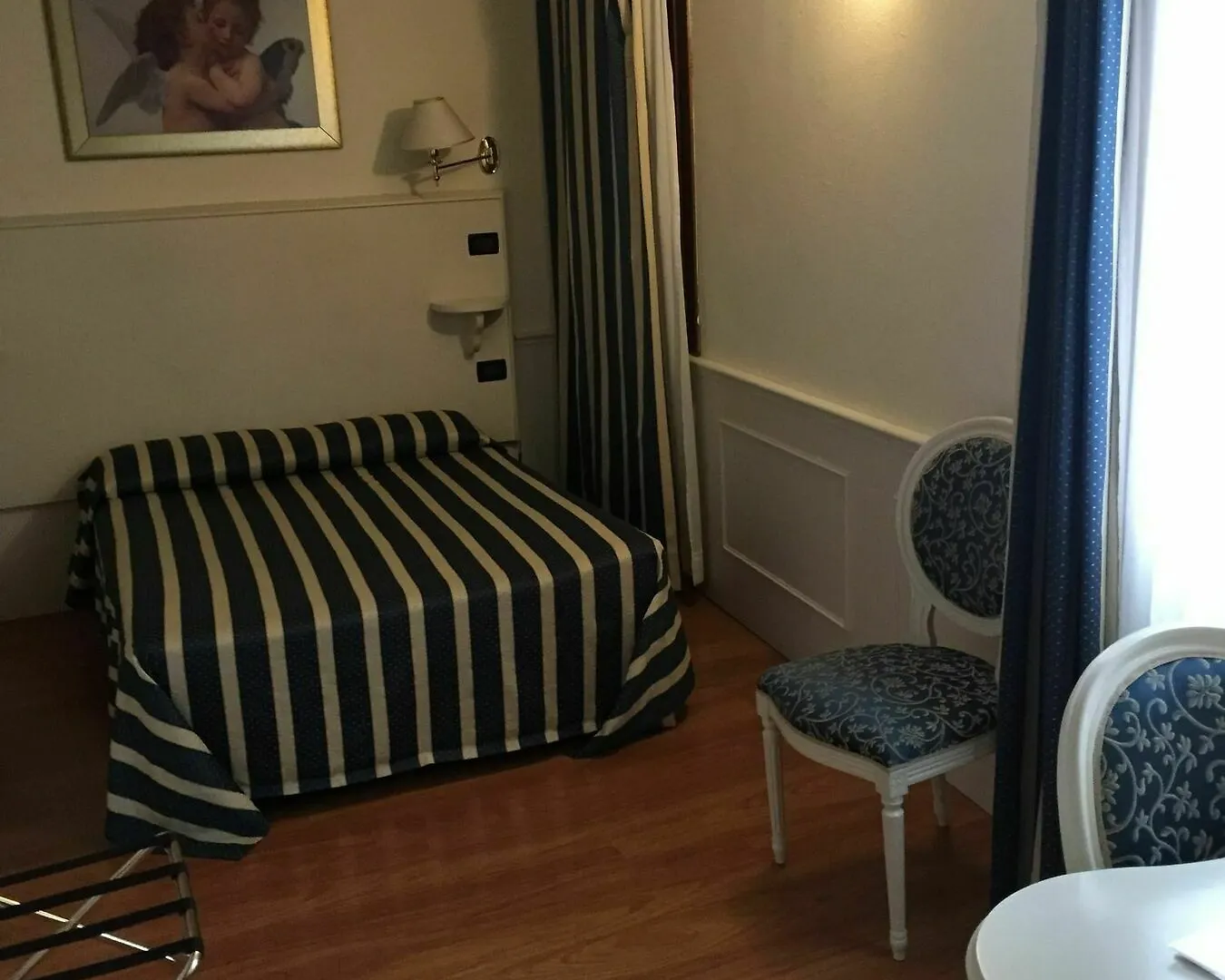 Venice Resorts 2*,  Italy